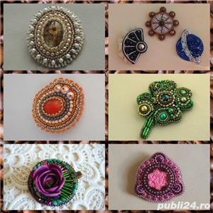 Brose/martisoare brodate manual