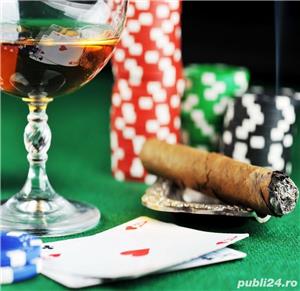 Set trusa poker 200.300.500 jetoane  servieta  poker 