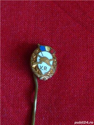 Insigna " Veteran de razboi"