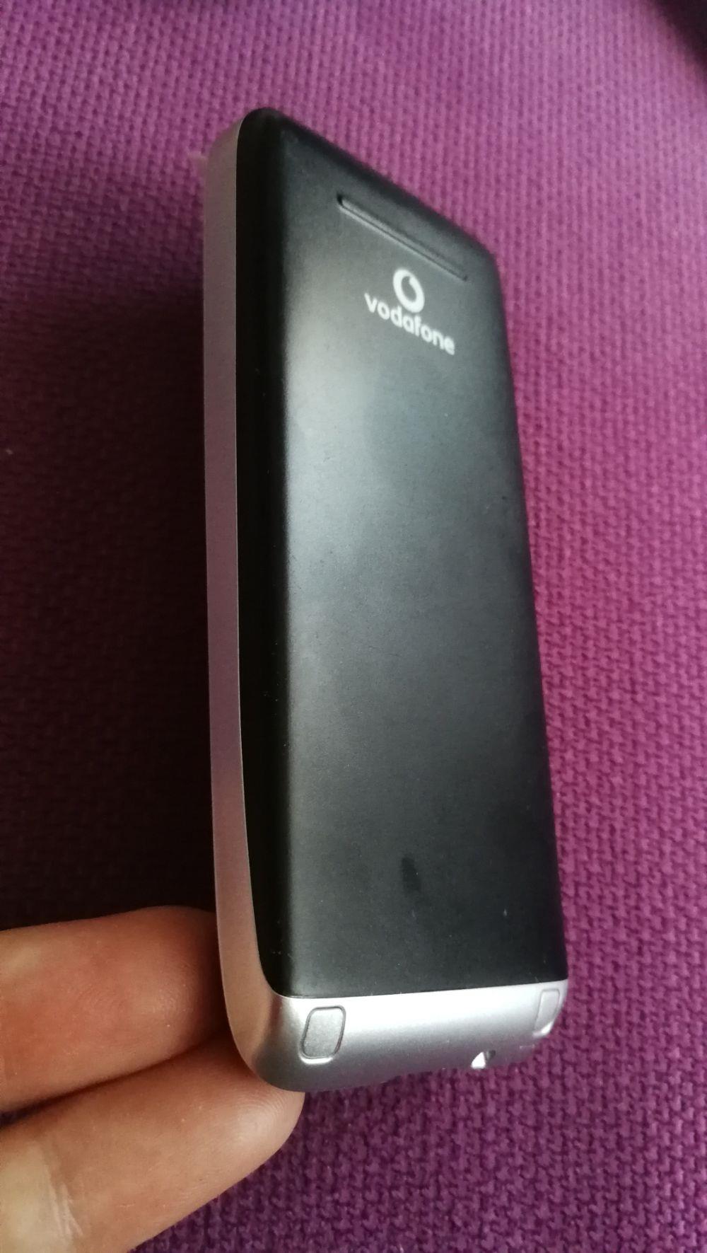 Telefon Vodafone cu butoane nou  - imagine 3