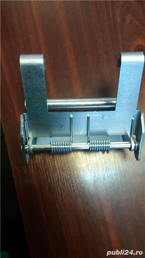 dispozitiv pentru rularea uniforma a  cablului de troliu - imagine 2