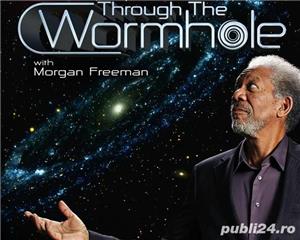Through the Wormhole (Prin Gaura de Vierme) - complet (8 sezoane), subtitrat in romana