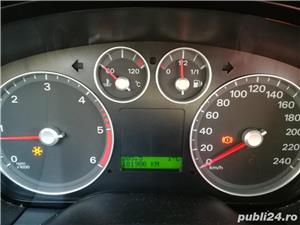 Ford focus 1,6 TDI - imagine 8