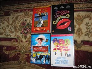 Oscar filme dvd,SUNETUL MUZICII,cantand in ploaie,mary poppins,victor-victoria,julie andrews,gene k. - imagine 2