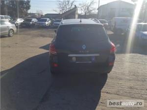 Dezmembram Renault Clio Combi - imagine 2