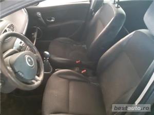 Dezmembram Renault Clio Combi - imagine 6
