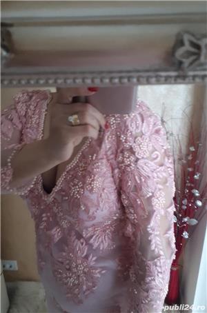 Rochie de okazie unicat,model superb,dantela bumbac cu aplicati manuale de perle - imagine 8