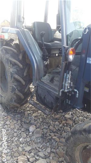 incarcator frontal pt tractoare - imagine 12