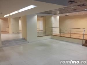 Spatiu comercial - Carol 445mp parter ideal banca sau clinica - imagine 2