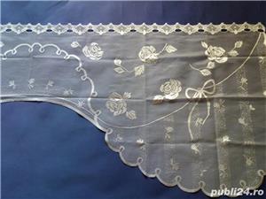 Perdea alba- NOUA- 30(60)x167 cm- cu trandafiri si fundite - imagine 3