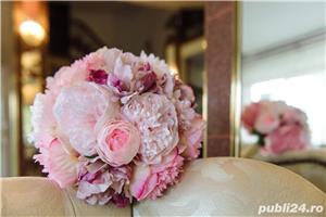 Inchiriez aranjamente florale - imagine 8