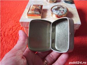 Vintage Pocket  Pill Box de colectie aurie, capac cu inger - imagine 3