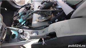 Dezmembrari /  dezmembrez Renault Megane 3 hb 1.5DCi   K9K 836 6+1T  TL4 (040) - imagine 7