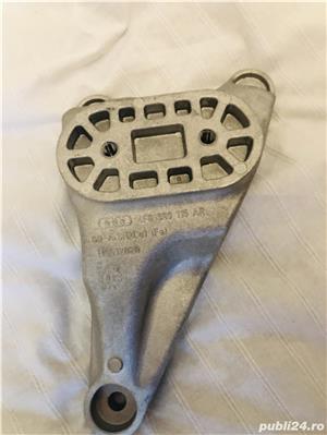 Vind Tampon Motor Audi A6 4F anul 2006 nou - imagine 3