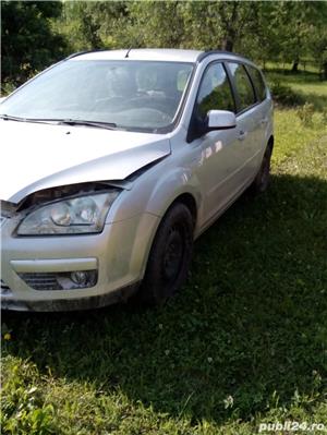 Dezmembrez Ford Focus Combi 1.6 tdci 110 cp an 2007  - imagine 2