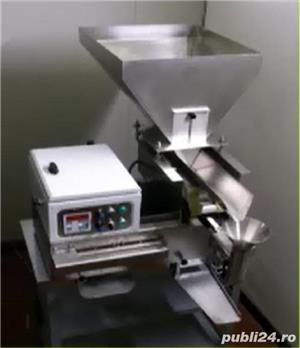 Masina de cantarit /dozat cu sistem de lipire pungi - imagine 2