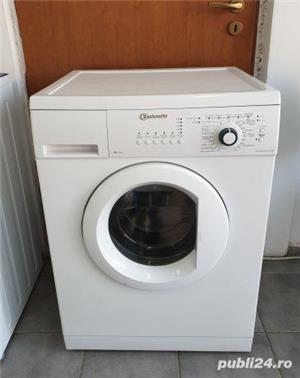 Mașină de spălat rufe Bauknecht. 