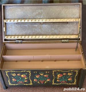 Cutie bijuterii vintage Murrhardter Chest producator Schumm Plastic 1970