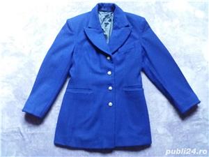 taior dama catifea impecabil - imagine 7