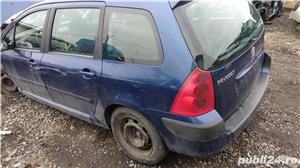 Dezmembrez / dezmembrari piese auto Peugeot 307 SW Combi 1.4 hdi 8HZ  144873 km - imagine 9