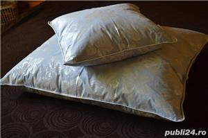 Seturi de cate 2 perne NOI- 2,05 kg puf gasca/set- fermitate ridicata - imagine 7