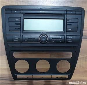 Radio pentru Skoda Octavia 2 STREAM (fara grila)