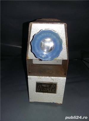 Aparat de proiectie pentru diafilme vechi,proiector functional(nu cunosc cum functioneaza),t.gratuit - imagine 8