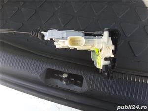 Broască ușă Passat B 7 - imagine 2