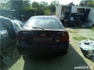 Dezmembrez Ford Mondeo mk3 2.0 TDCi limuzina ANGLIA - imagine 6
