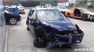 Dezmembrez ford fiesta 1.4 tdci 70 cp an 2003  - imagine 3