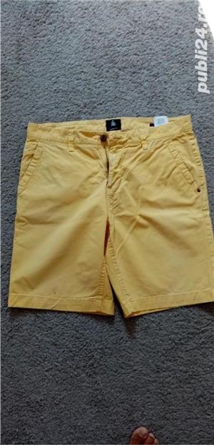 vand  bermude barbati fashion produs import ,calitate.mar.M