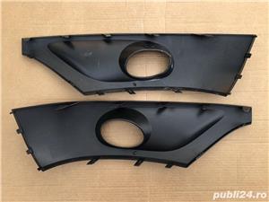 Grile proiectoare VW Touareg 7P 2013 - imagine 2