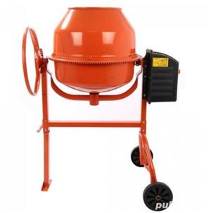 Inchiriez betoniera 190l