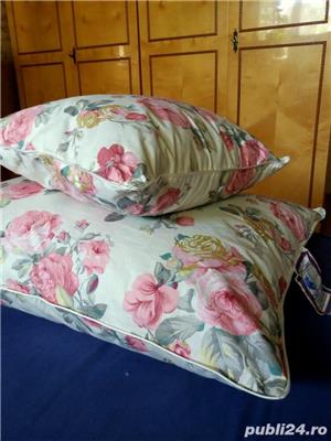 Seturi de cate 2 perne NOI- 2,05 kg puf gasca/set- fermitate ridicata - imagine 3