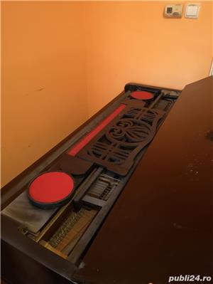 Vând pian de salon Gebrüder Stingl Wien