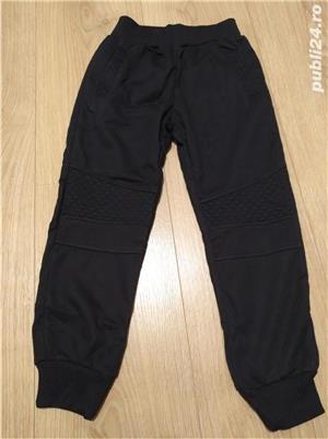 vand pantaloni noi trening pentru baieti - imagine 3