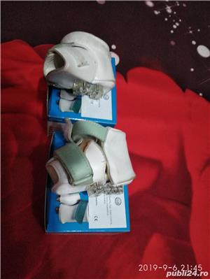 Ghetuțe ortopedice profesionale pentru bebeluși