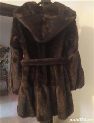 Haină de blană 