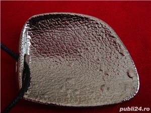 Medalion in forma de scoica - imagine 4