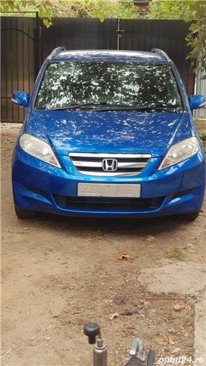 Dezmembrez piese Honda frv