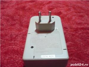 Incarcator Batery Sanyo merge perfect incarca 2 tipuri de batery (Schimb) - imagine 2