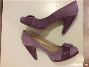 Vand pantofi MOV, combinatie superba de piele intoarsa+lac marimea 39 - imagine 3