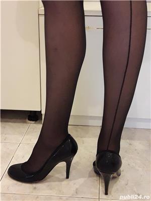 Vând pantofi negri VICINA lac cu bordură catifea/piele întoarsă, mărimea 39 - imagine 2