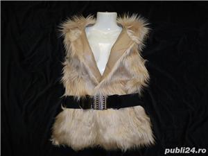 Vesta blana dama revere piele ecologica bej nude curea elastica neagra