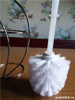 Set NOU 3 piese- perie WC cu pahar si suport argintiu din otel cromat - imagine 5