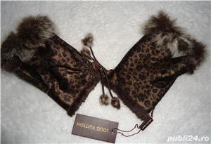 Manusi fara degete dama animal print blana ecologica tip cojoc ciucuri blana naturala vulpe iarna - imagine 3