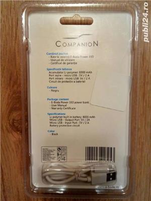 Baterie/Acumulator extern, 8000 mAh 5V, Argintiu, NOU ! - imagine 4