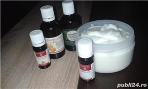 Balsam natural pentru păr cu miere, urzică și mătase