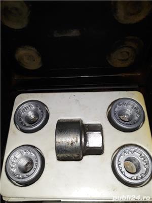 Set antifurt si piulite opel insignia.