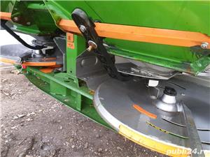Distribuitor de îngrăsăminte Amazone Zam Novix, an 2008,  lățime de lucrureglabila 24 -36 m, 2.500 l - imagine 7